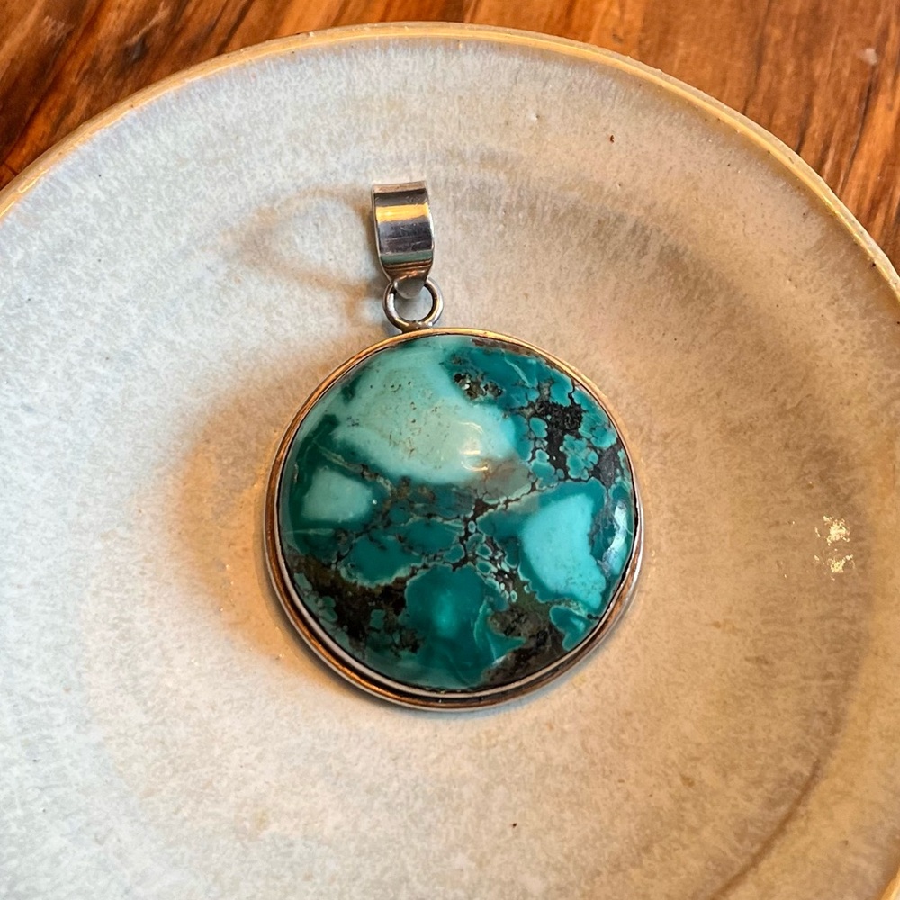 Silver & Turquoise Pendant - Picture 3 of 7